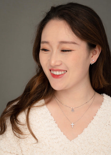 Shine Your Light Cross Necklace in Platinum